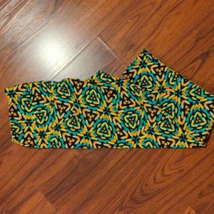 ⭐ Bright Pattern Plus Size Leggings - TC Lularoe NWOT